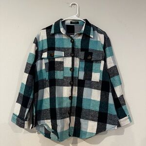 Women’s Mcedar teal, black, grey and white women’s flannel shirt in a size small